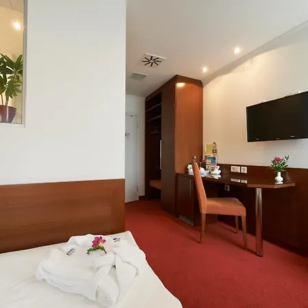 Klughardt 3* Nuremberg