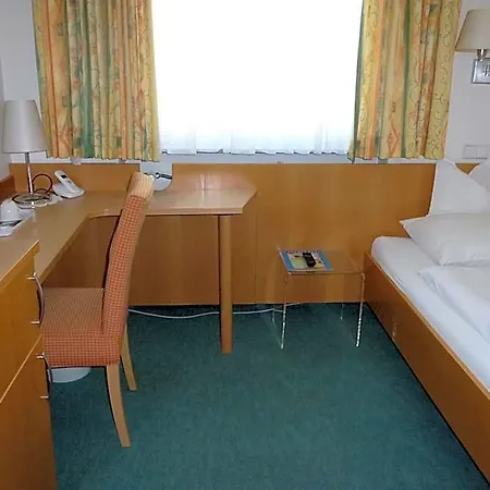 Hotel Klughardt 3*